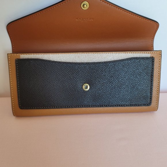 COACH Wyn Colorblock Leather Large Wallet- Light Camel Multi - Picture 10 of 16